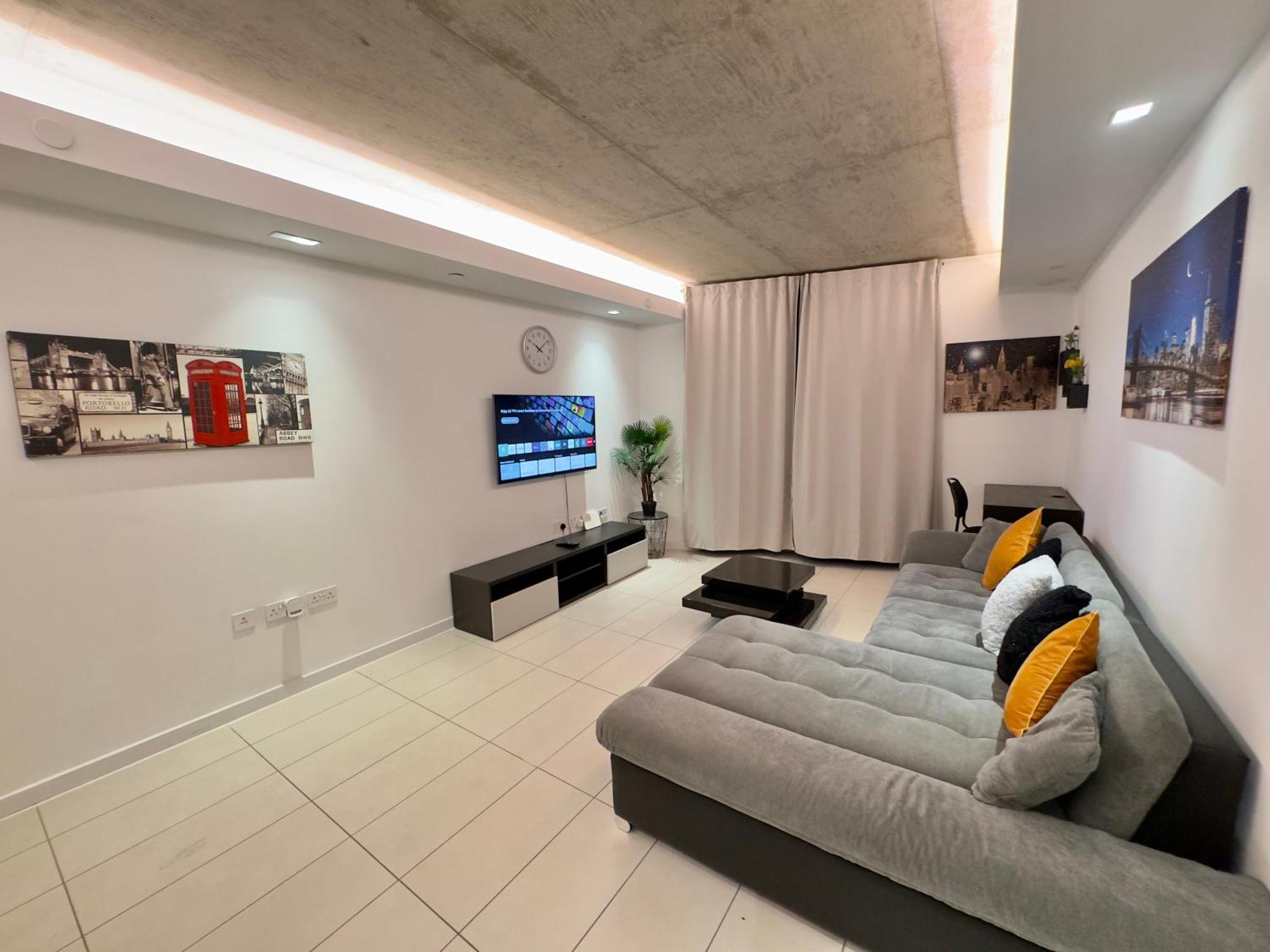 Apartament Excel Cosy With Balcony & River View Close To O2 Arena, Cable Car, Hall Londra