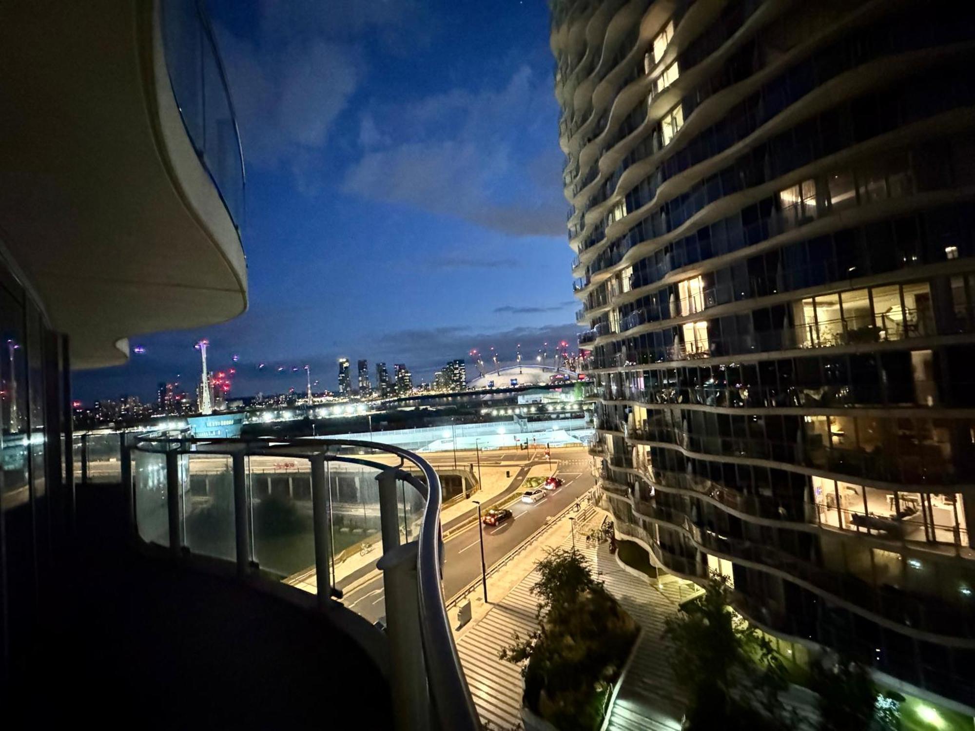Excel Cosy With Balcony & River View Close To O2 Arena, Cable Car, Hall Apartament Londra