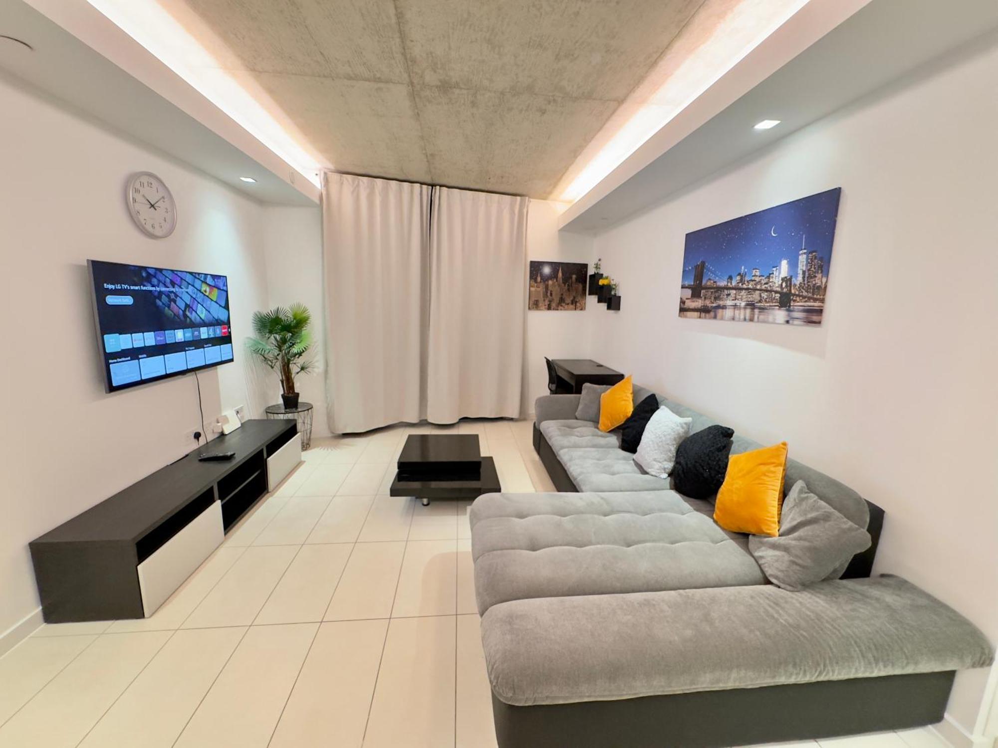 Apartament Excel Cosy With Balcony & River View Close To O2 Arena, Cable Car, Hall Londra