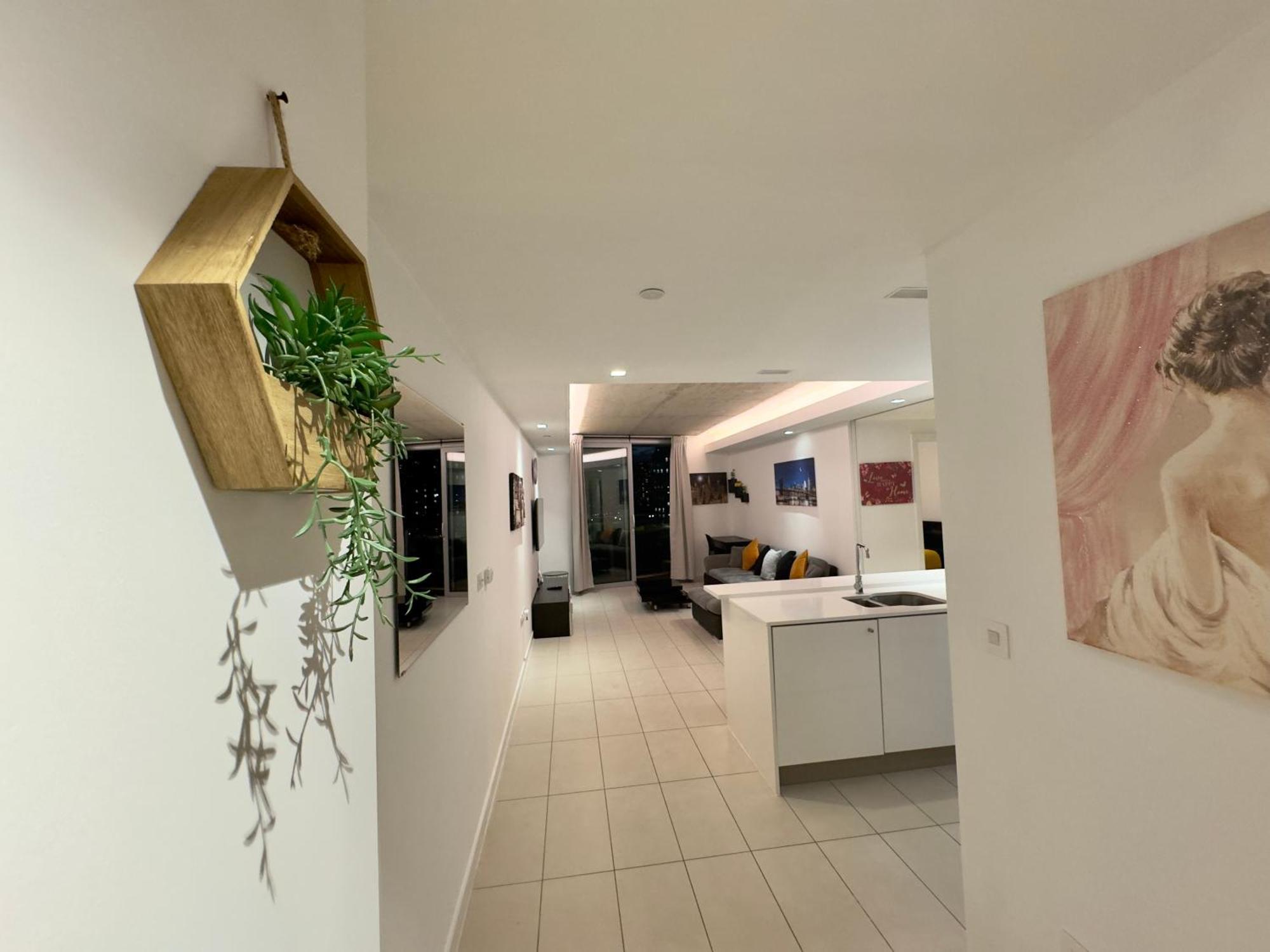 Apartament Excel Cosy With Balcony & River View Close To O2 Arena, Cable Car, Hall *